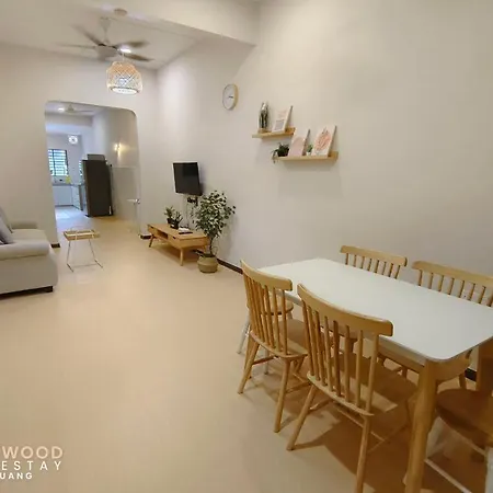 Lakewood Muji Style Video Game Neflix Near Aeon Kluang Exterior photo