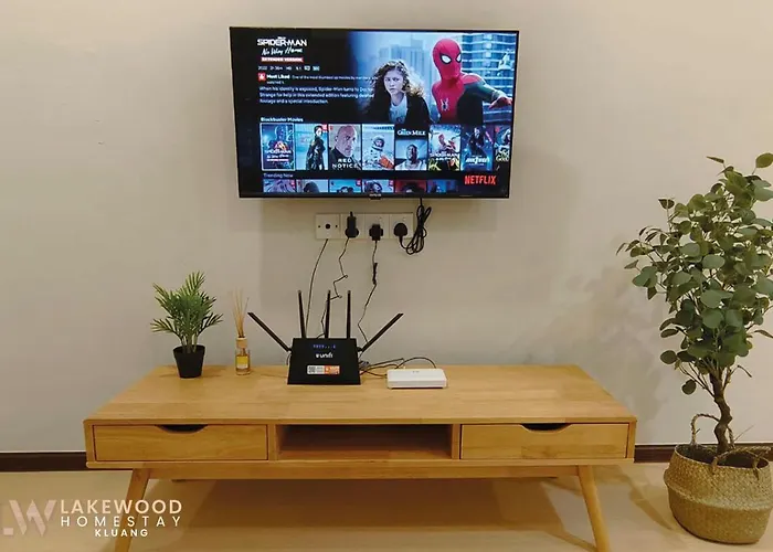 Lakewood Muji Style Video Game Neflix Near Aeon